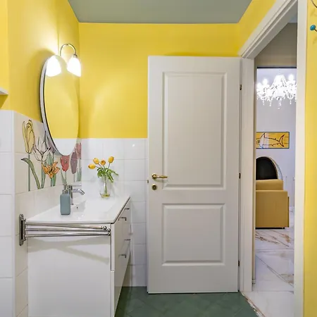 Windrose Gold Apartment Pisa
